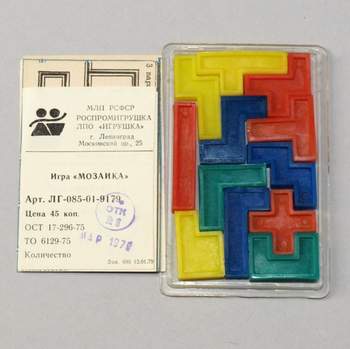 The Pentomino from Russia, in original box - US$ 8.00