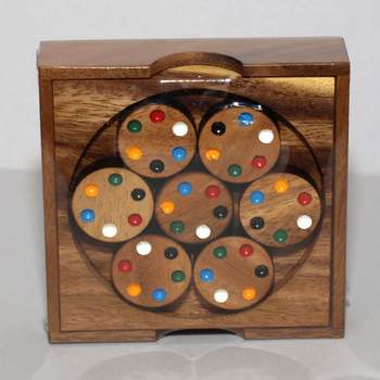 Wheels with coloured points, in original box - US$ 10.00