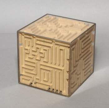 Maze Cube 3D - US$ 14.00
