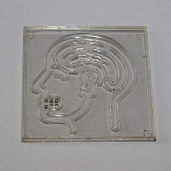 Head with 6 marbels - US$ 18.00