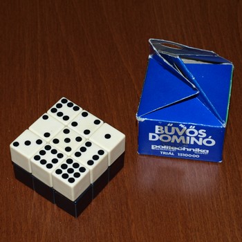 DOMINO type GROOVE, old, scrambled, in original box - US$ 32.00