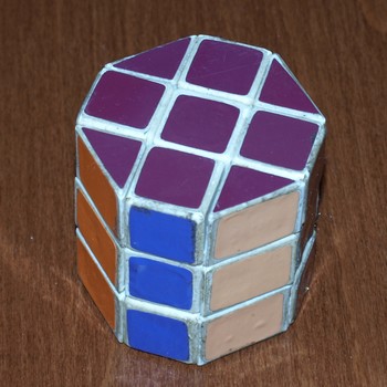 Octagonal Prism white without box - US$ 30.00