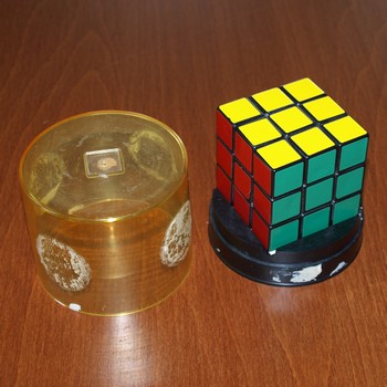 Rubiks Cube in cylinder box - US$ 25.00