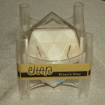 mf8 Oskar's Icosaix without original box - US$ 90.00