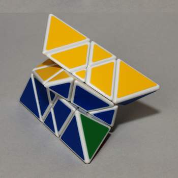 Pyramida 3x3x3 bílá - způsob otáčení kostkou